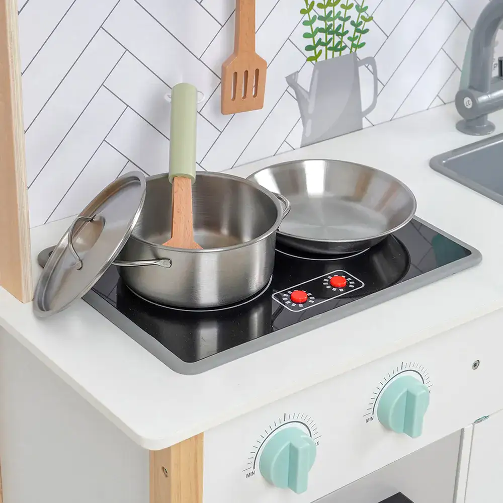 מטבח וינטג’ מעץ דייניז – Dainy’s Wooden Vintage Kitchen