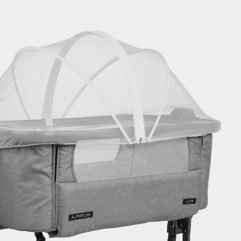 עריסה נצמדת למיטה עלמה Alma אפור מלנג';  מעוצבת של חברת Sport line