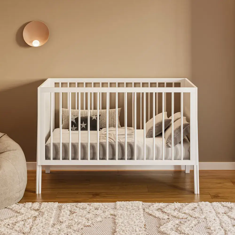 חדר לתינוק ורונה חדר ורונה מציע עיצוב קלאסי בסטייל איטלקי, עם שיק ייחודי שלא ניתן להסביר במילים. פשוט להתאהב.