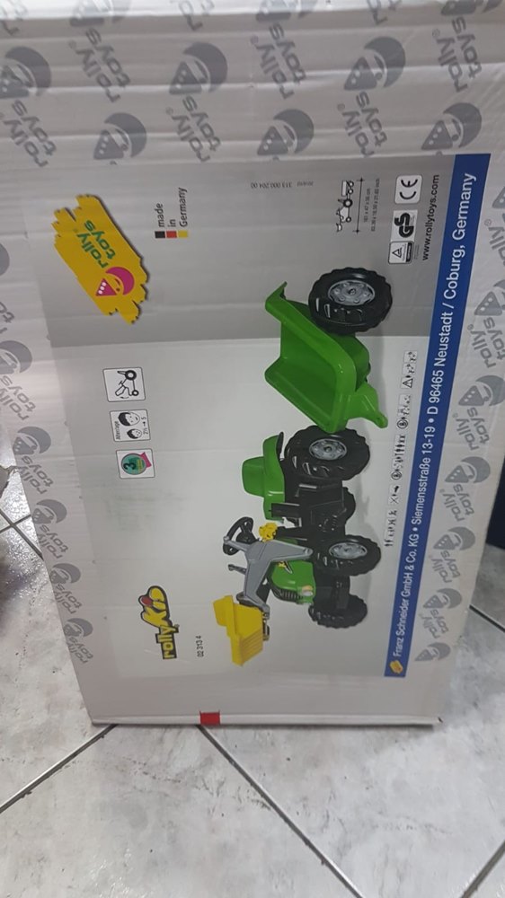 טרקטור פדלים לילדים תוצרת מותג האיכות הגרמני ROLLYTOYS הכולל כף גדולה ועגלה ענקית