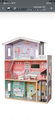 בית בובות מדהים מבית אנונימה עם מעלית וגרם מדרגות