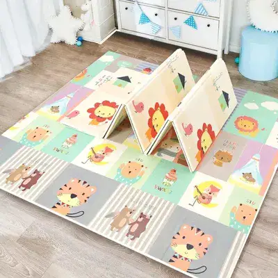 מזרן מתקפל מpvc נח ורחיץ עם ציורים בגודל 190/150 ס"מ