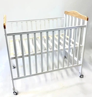 מיטת מטר דגם ננה NANA - לבן בשילוב עץ Infanti אינפנטי