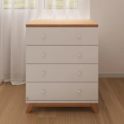 שידה דוראל טריקה שקטה לבן שילוב עץ בוק השידת תינוק ברוחב 80 ס״מ עומק 60 ס"מ בעיצוב נקי ומודרני.