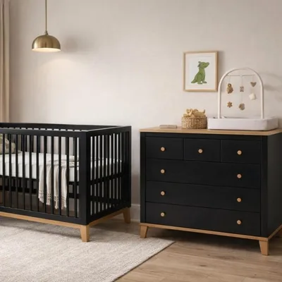 חדר שינה לתינוק שחר בעיצוב נקי ומודרני ובמחיר מבצע