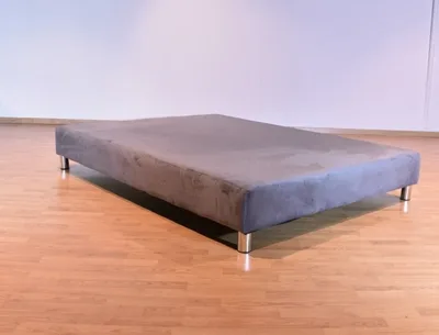 בסיס למיטה זוגית מרופד אפשרי בכל מידה ובמגוון צבעים