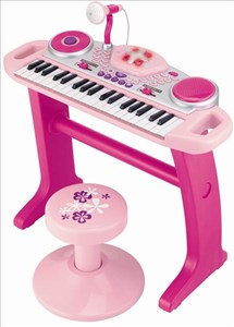 אורגן הכולל מיקרופון וכסא לילדים מסדרת Baby Musician מבית Winfun התורם להתפתחות ילדכם