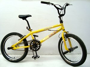 אופניי פעלולים במבצע: אופניי פעלולים מקצועיות בגודל 20' כידון מסתובב 360 מעלות