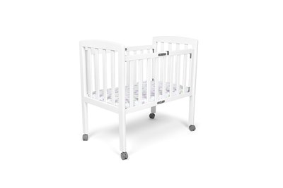 עריסת עץ מתקפלת מבית סופר בייבי ניידת עם גלגלים