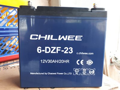 סוללה 12 וולט /30 אמפר. חזקה במיוחד.מתאימה לממונעים חשמליים גדולים .חיבור עם בורג.סוללת ג'ל איכותית