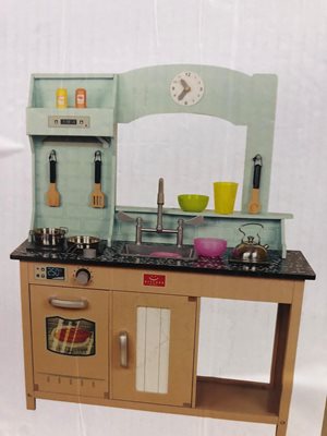 מטבח צבעוני מושלם לילדים כולל כל האביזרים