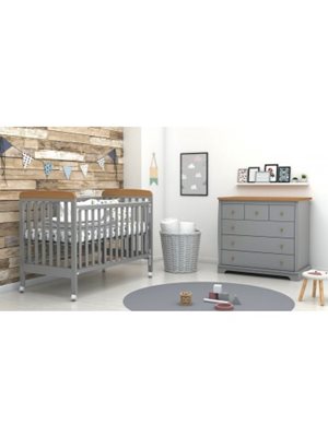 חדר סיוון אפור טבעי סולם המיטה עולה יורד. המיטה יכולה להפוך למיטת מעבר.