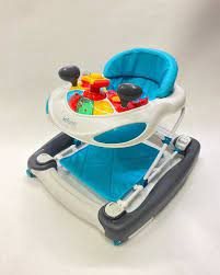 הליכון נדנדה 2 ב- 1 מבית INFANTI אינפנטי הליכון ונדנדה 2 ב- 1. הליכון מיועד מגיל 6 חודשים כולל מגש פעילות מוזיקה ואורות מגוון צבעים